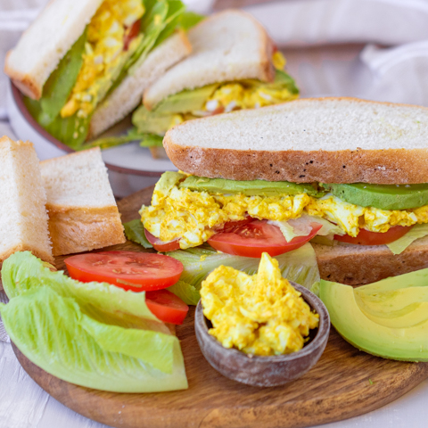 Classic Curried Egg Sandwich